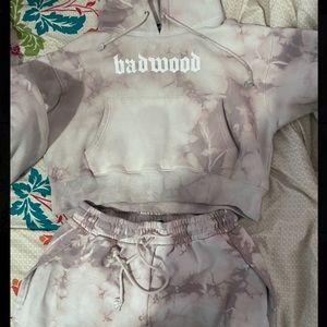 Badwood “Bad Bunny” Pink Tie Dye Set